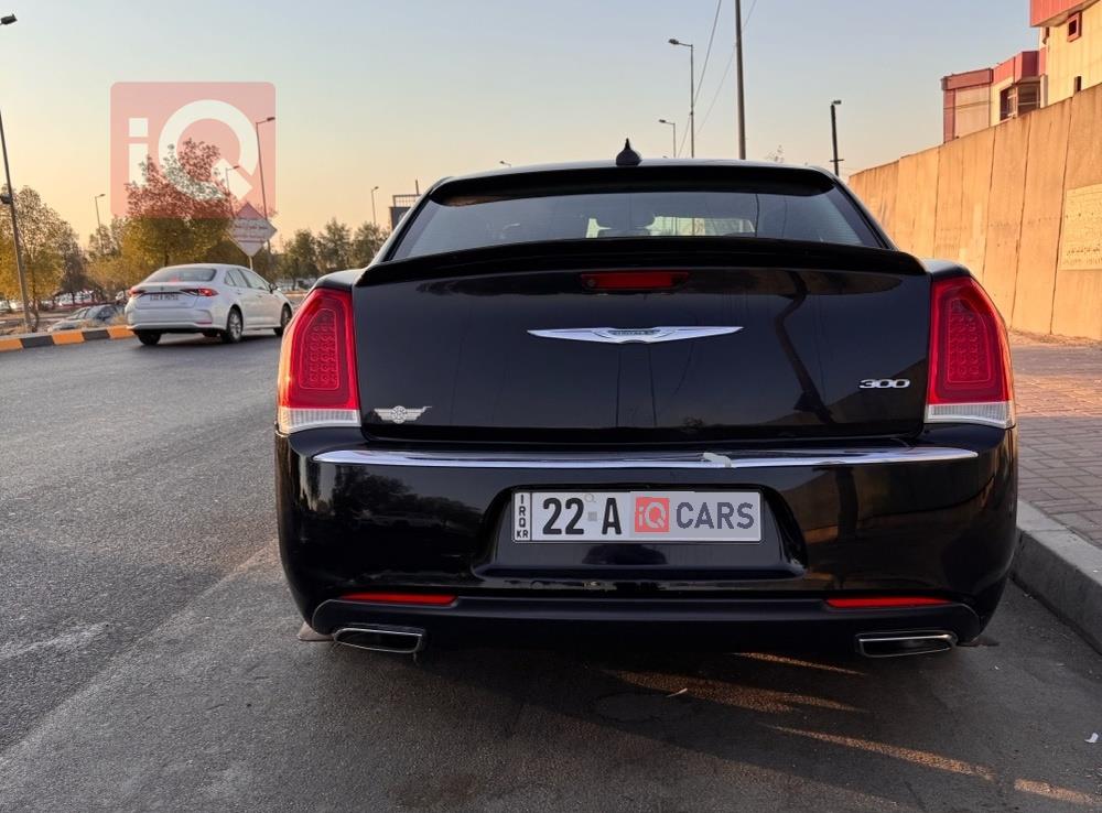 كرايسلر 300